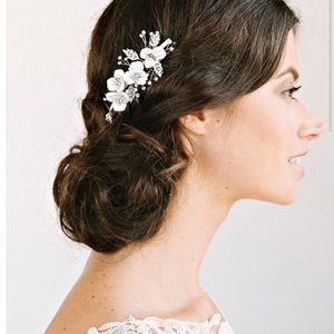 Untamed Petals | Lilian hair comb